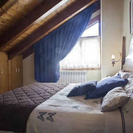 Apartamentos El Rincón de Benás Benasque Esterno foto